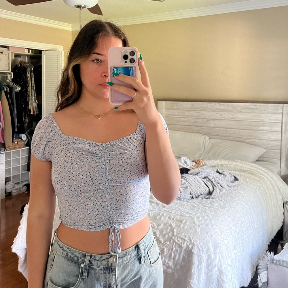 short sleeve cropped blouse
